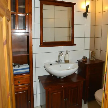 Apartman Mit 2 Schlafzimmern In Nahe Mulderadweg *