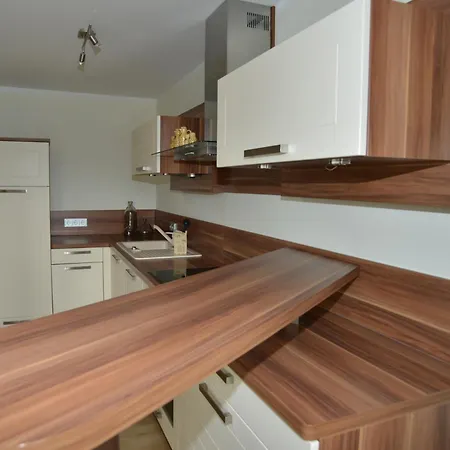 Mit 2 Schlafzimmern In Nahe Mulderadweg Grimma