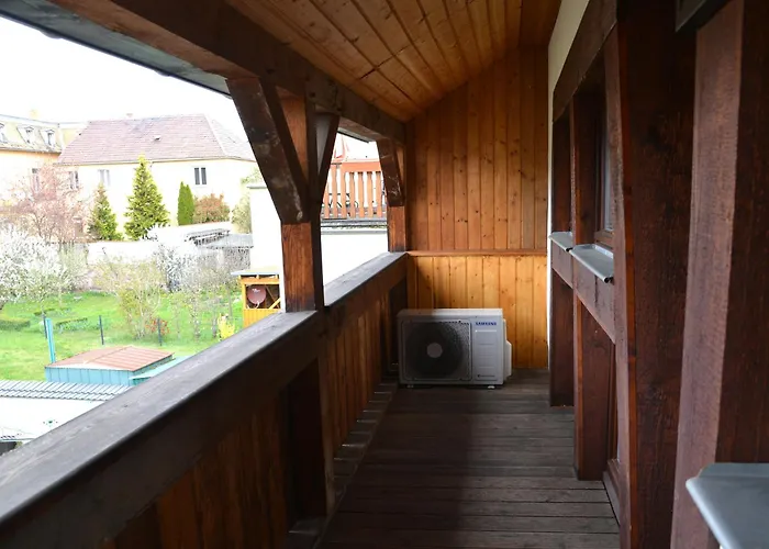 Апартаменты Mit 2 Schlafzimmern In Nahe Mulderadweg