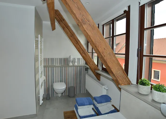 Mit 2 Schlafzimmern In Nahe Mulderadweg * Гримма