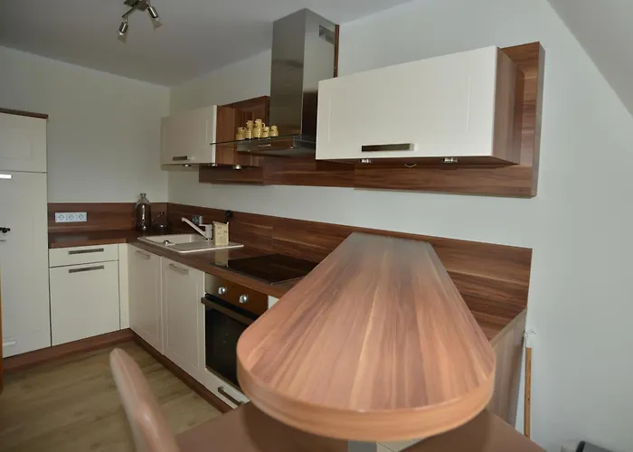 Апартаменты Mit 2 Schlafzimmern In Nahe Mulderadweg